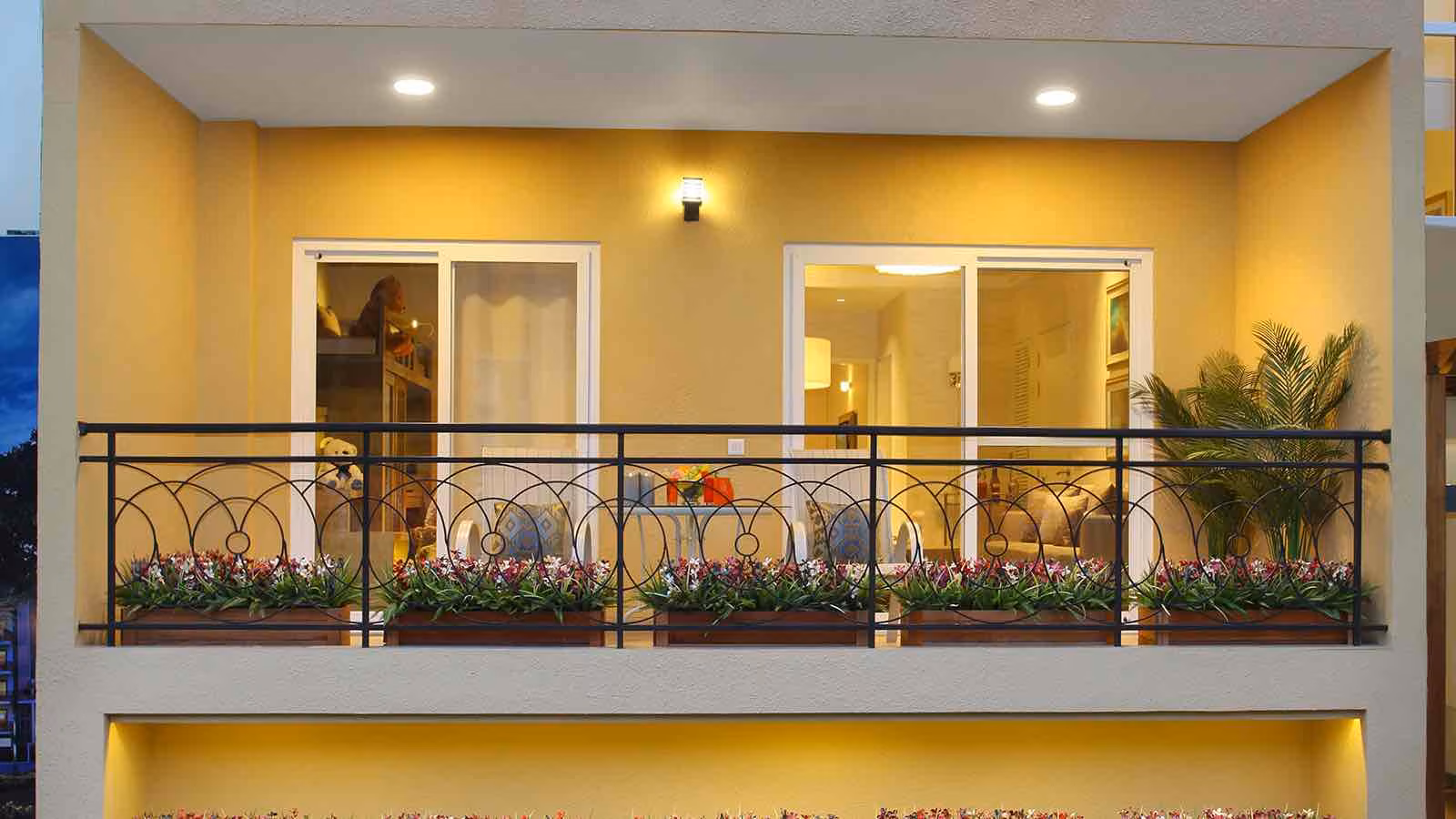 Central Park Flower Valley Cerise Floors, 2BHK luxury apartments in Sector 32-33, Sohna, Gurgaon, Gurgaon