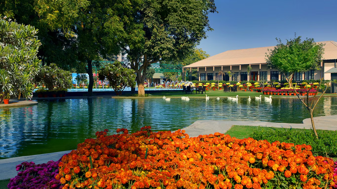 Central Park Flower Valley Mikasa Plots, Plots luxury apartments in Sector 32-33, Sohna, Gurgaon, Gurgaon
