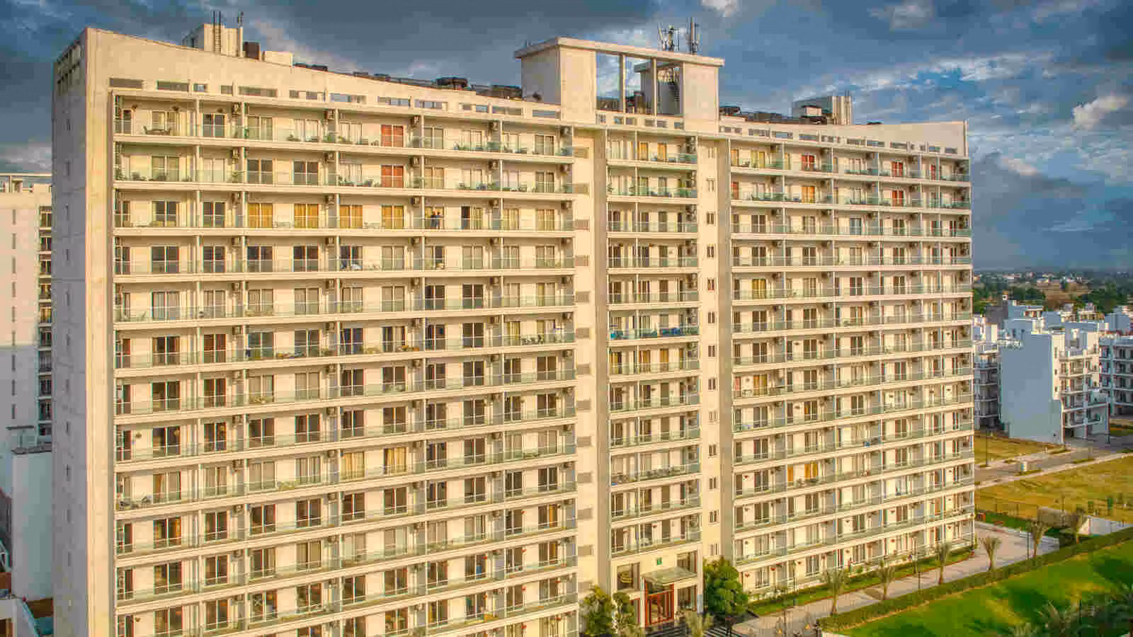 Central Park Flower Valley The Room, Suites luxury apartments in Sector 32-33, Sohna, Gurgaon, Gurgaon