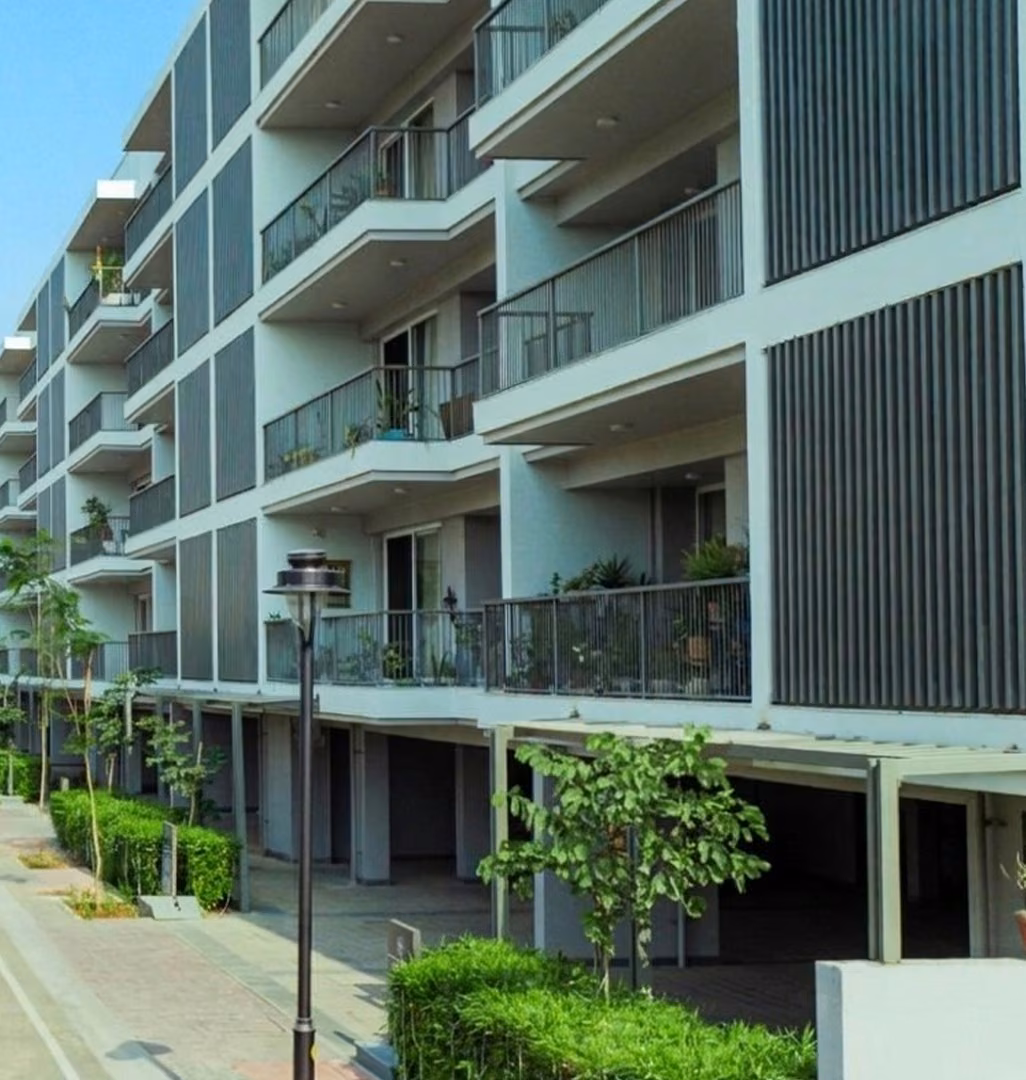 DLF Luxury Builder Floors, 3BHK/4BHK luxury apartments in DLF City, Gurgaon, Gurgaon